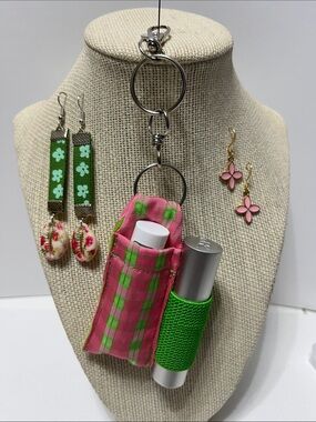 Gift Set Pink & Green Plaid Lip Balm Keychain Purse Charm Holder 2 pair Earrings
